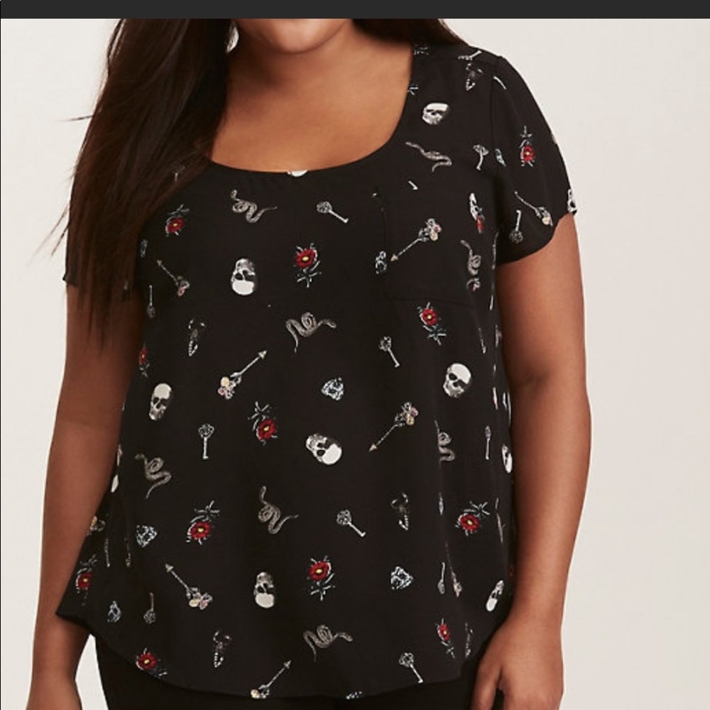 Torrid Georgette Skull Key Back Button Down 00